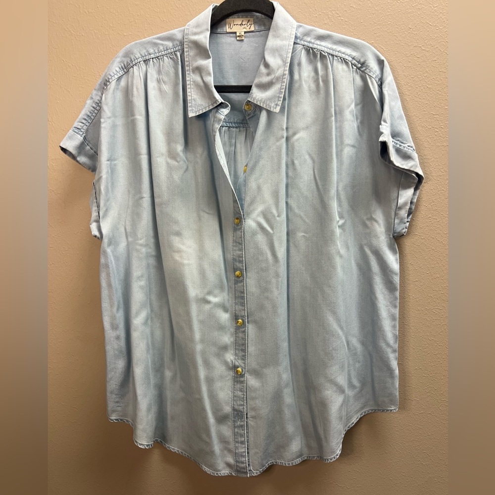Wonder Chambray Short Sleeve Womens Shirt size XL